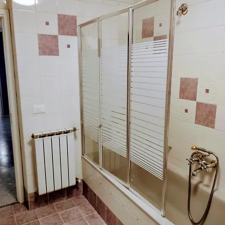 Central Apartment A Due Passi Dal Porto Palermo Exterior photo